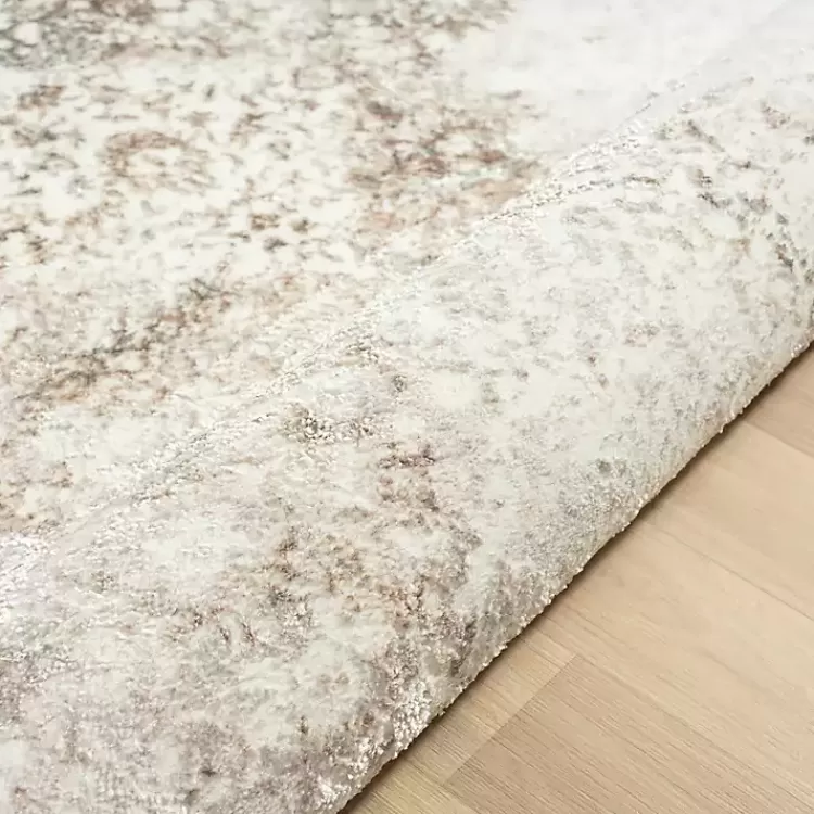 Tapete Beige con Diseño Damasco Vintage, 7x9 Pies - Novedad en Decoración para Salas Espaciosas de Kirklands Home