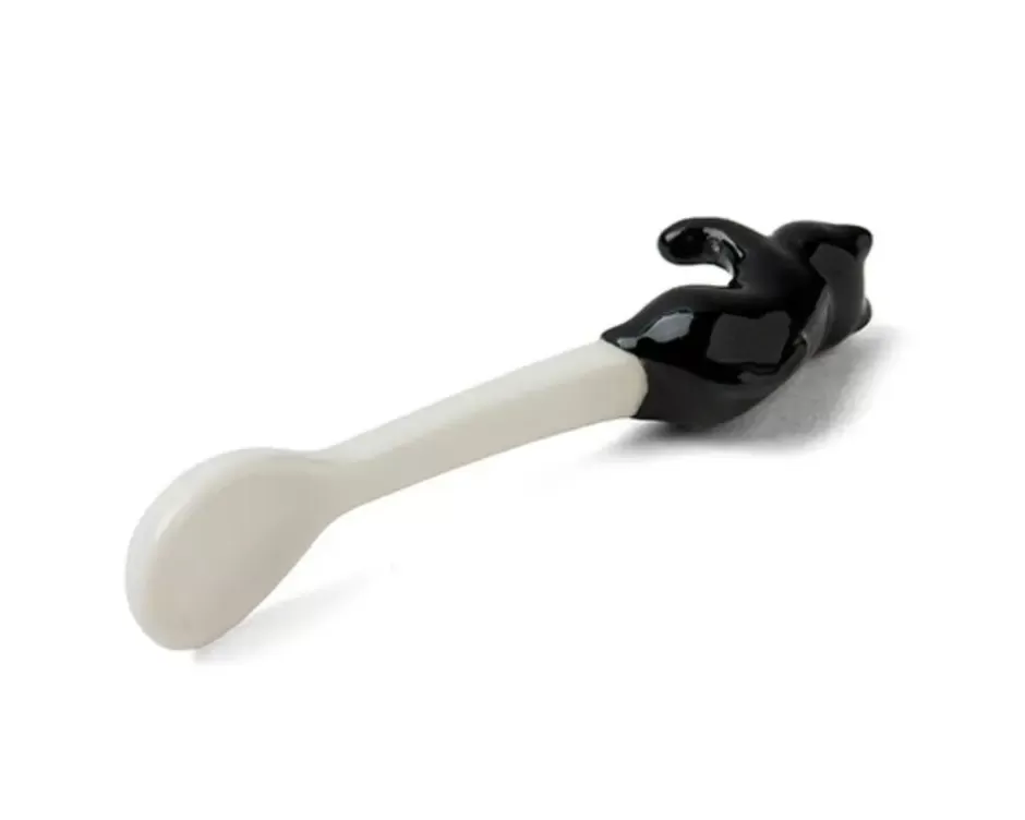 Cuchara Colgante para Gatos Miya - Diseño Elegante en Negro