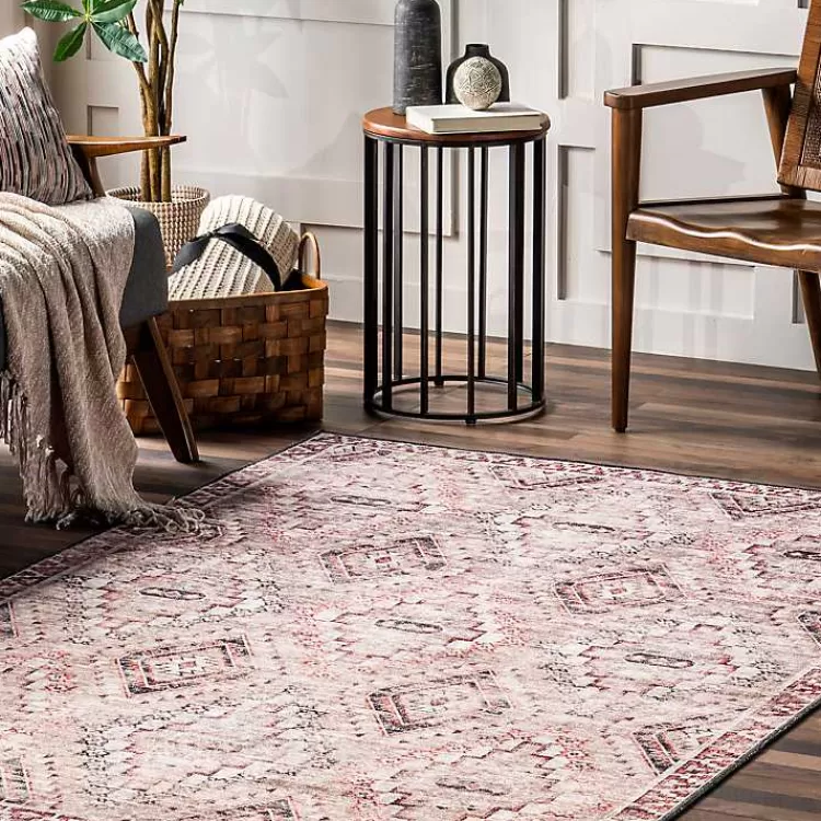 Alfombra lavable moderna en tonos crema y granate con diseño geométrico de diamantes, medida 2.10x2.70 metros - Oferta exclusiva de tapicería Kirklands