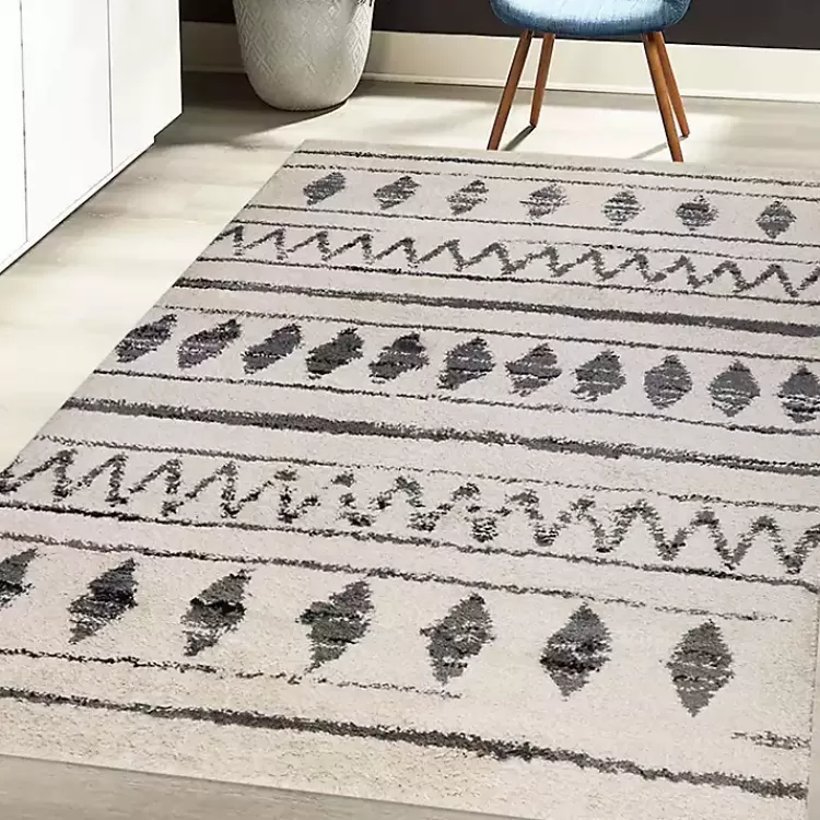 Alfombra Bohemia Cremosa con Rayas Decorativas 5x8 Pies - Exclusiva de Kirklands Home, Oferta Destacada en Decoración de Interiores