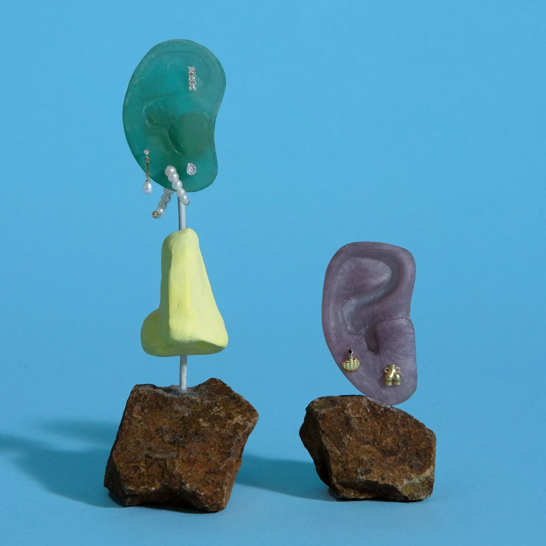 Anissa Kermiche - Tachuelas Buenas Noches con Detalle Francés - Joyería de Moda con Diseño Exclusivo