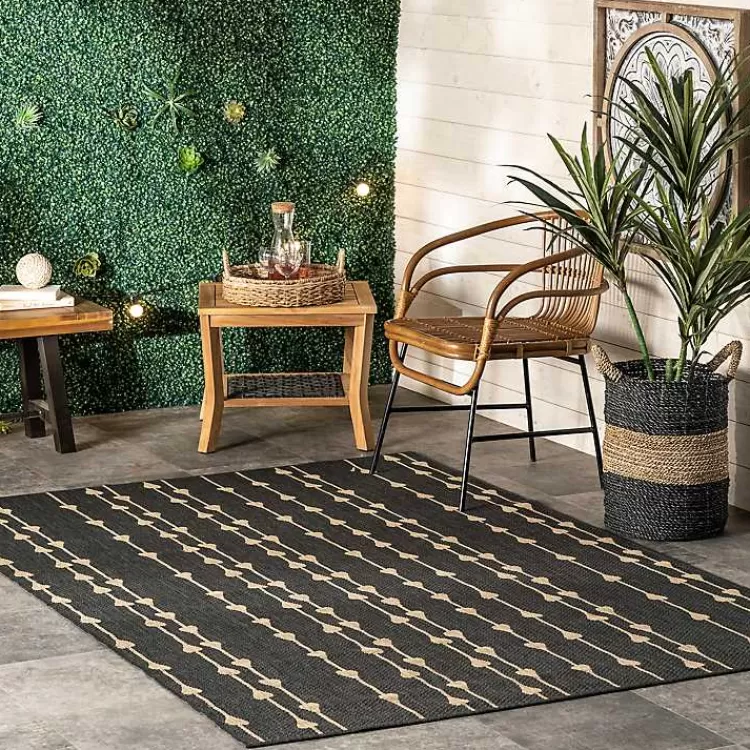 Alfombra Exterior Kendall Gray en Forma de Lágrima Vertical - Tamaño 5x8 Pies | Oferta Impermeable y Duradera | Encuéntrala en Kirklands Home a Precio Accesible