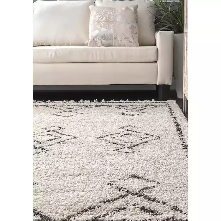 Alfombra Decorativa Macey con Patrón Diamante Marroquí - 1.50x2.40 metros, Oferta Especial en Kirklands Hogar