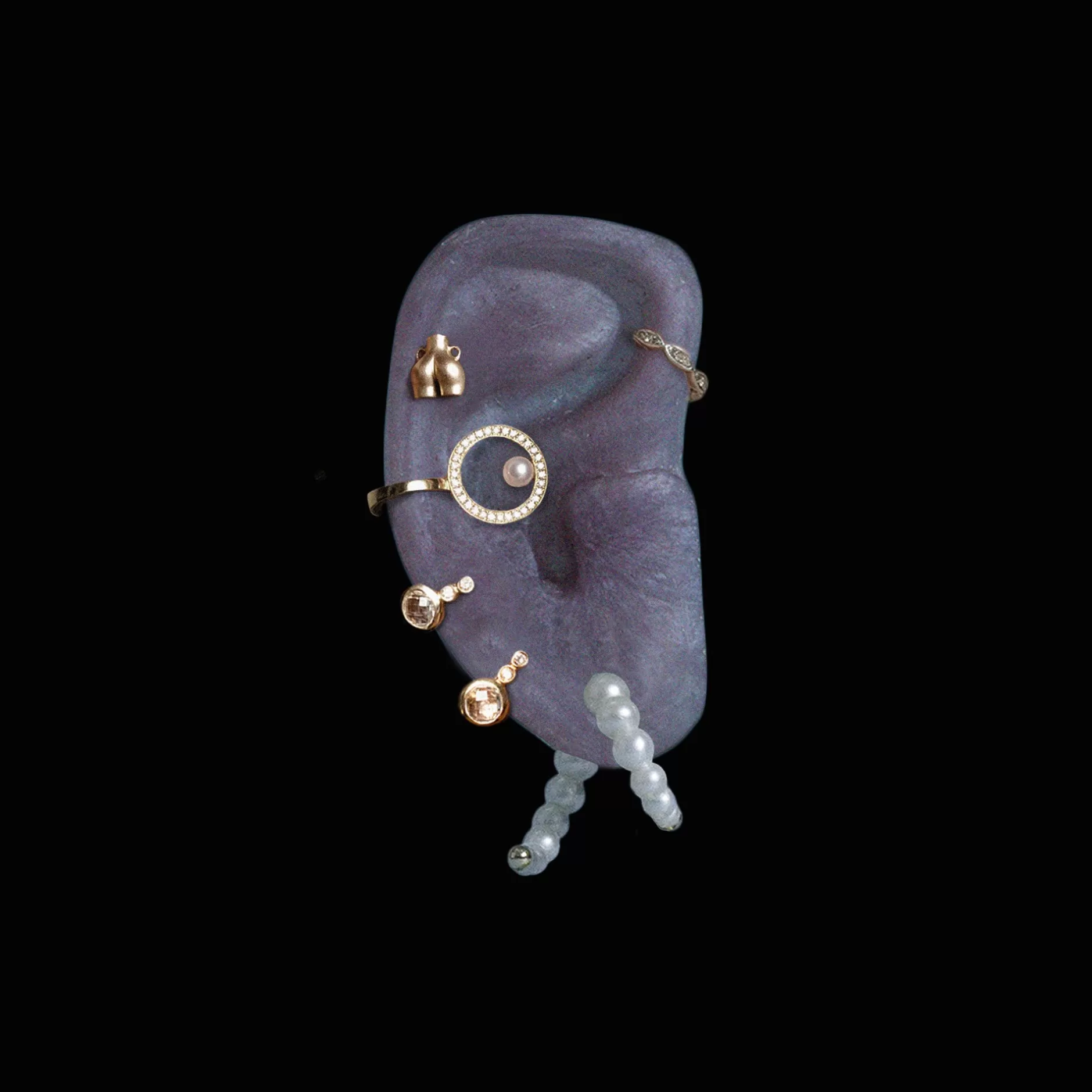 Anissa Kermiche - Pendientes Mini con Detalles Románticos - Oferta Exclusiva