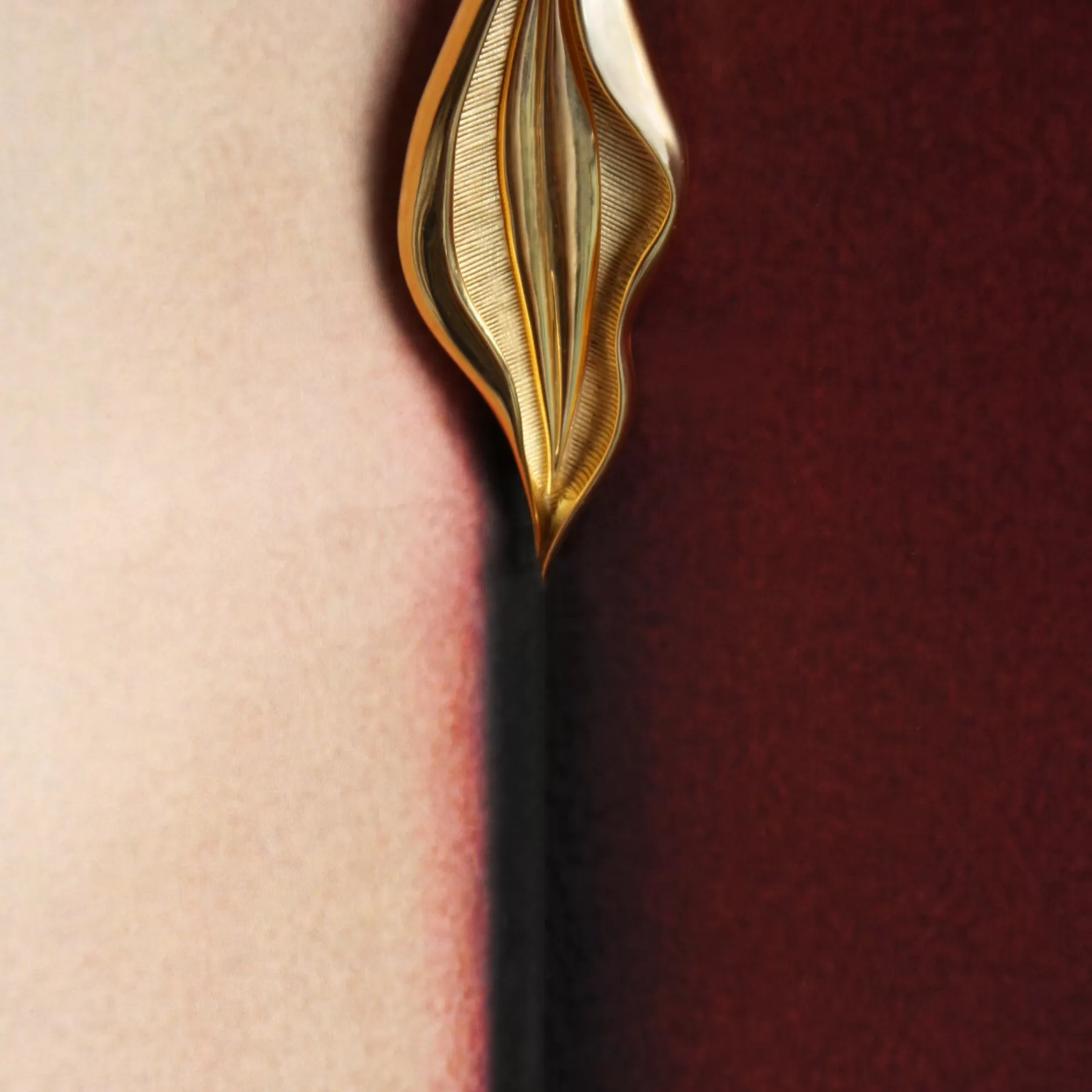 Exclusivos Aretes Ms. Connie Lingus de Anissa Kermiche - Oferta Especial con Diseño Elegante ¡No te quedes sin los tuyos!