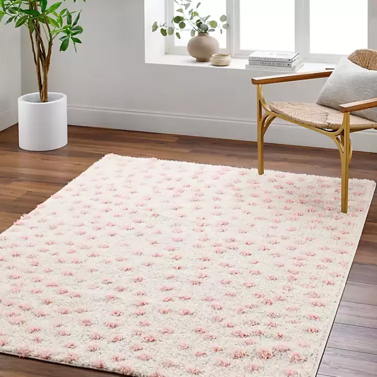 Alfombra Mullida Rosa con Puntos Decorativos, Medidas 5x7 Pies - Oferta Exclusiva de Liquidación en Kirklands Hogar