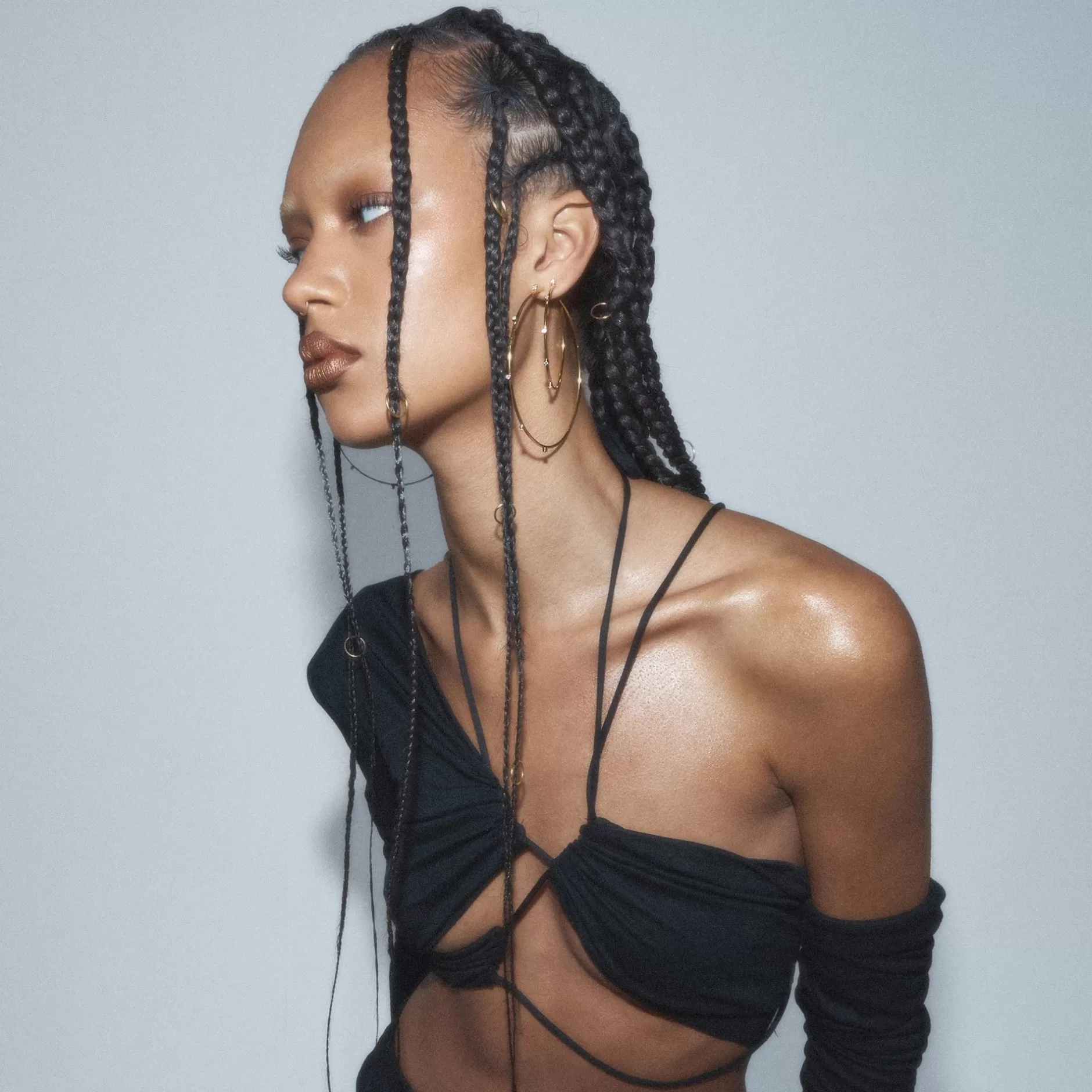 Aros Colgantes Deslumbrantes Anissa Kermiche - Joyería Contemporánea con Diseño Único