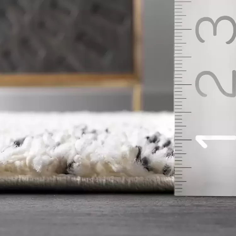 Alfombra Scarlette Diamantes Rotos - Tamaño 7x10 Pies | Diseño Exclusivo para Hogar Moderno de Kirkland's 

Este modelo combina elegancia y durabilidad con su patrón geométrico inspirado en joyería, ideal para salones y dormitorios principales. Disponible en medidas estándar norteamericanas (2.10x3 metros aprox).