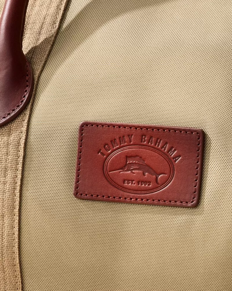 Maletín Tommy Bahama en Tejido Duradero - Bolso de Viaje Ligero con Estilo Caribeño